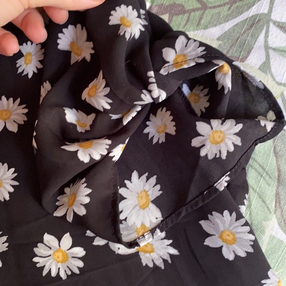 Sheer Black Daisy Summer Top small - Picture 5 of 8